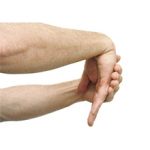 Если болят суставы рук: причины и лечение