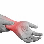 Боль в запястье руки: причины, чем это опасно и как лечить