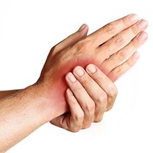 Если болят суставы кисти рук: причины и что делать